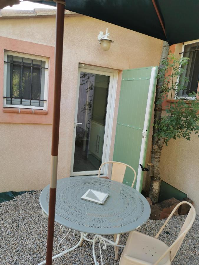 Studio De Charme En Provence, Piscine Et Jacuzzi Partages Le Luc Exteriör bild