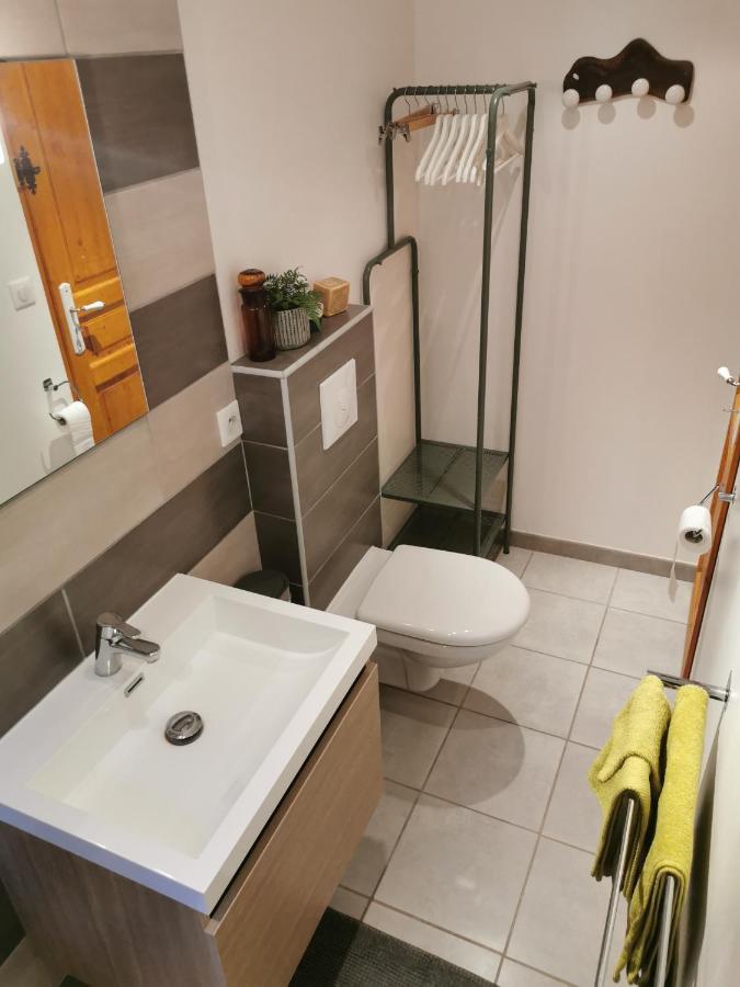 Studio De Charme En Provence, Piscine Et Jacuzzi Partages Le Luc Exteriör bild
