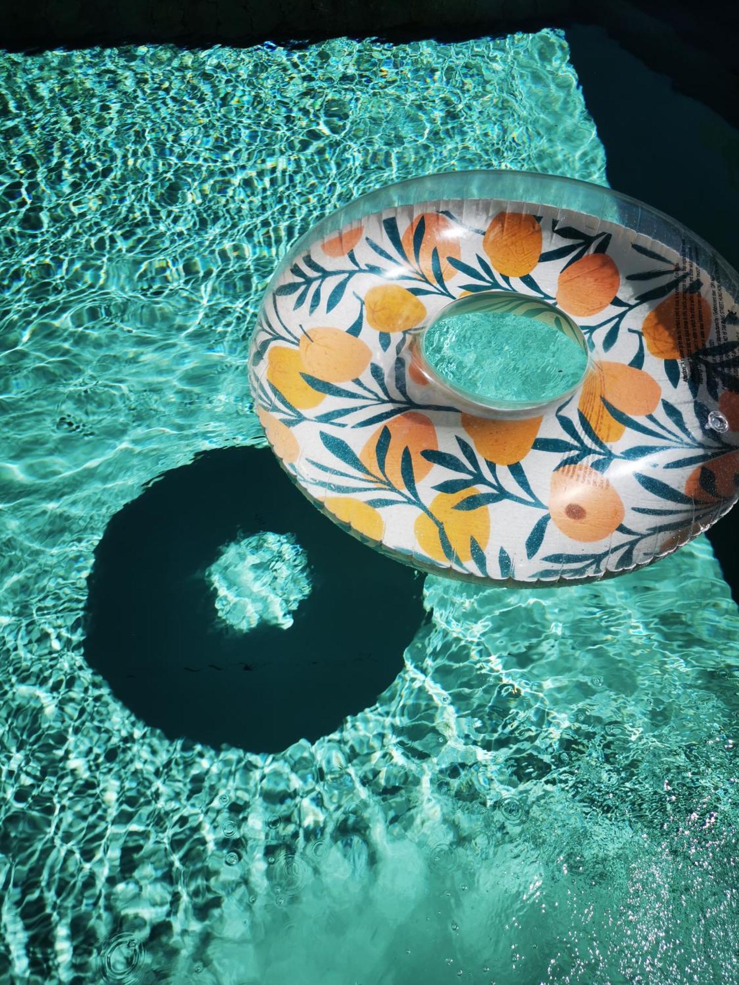 Studio De Charme En Provence, Piscine Et Jacuzzi Partages Le Luc Exteriör bild